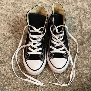 Black high top converse